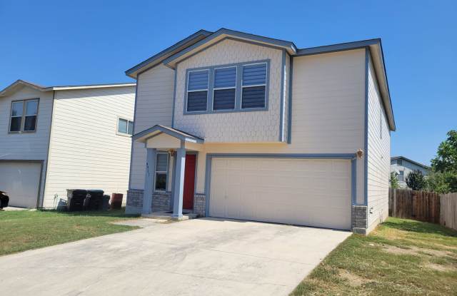 Spacious 4BR/3.5BA Home with TWO Primary Suites | W/D Included | in Amberwood Subdivision! Gallery 3