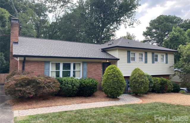 3922 Fellsway Road photos photos