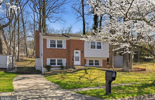 9518 BLANCHARD DR photos photos