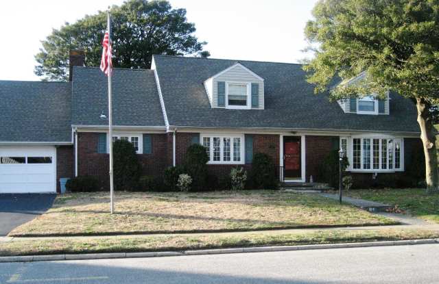 200 Philadelphia Boulevard - 200 Philadelphia Boulevard, Sea Girt, NJ 08750
