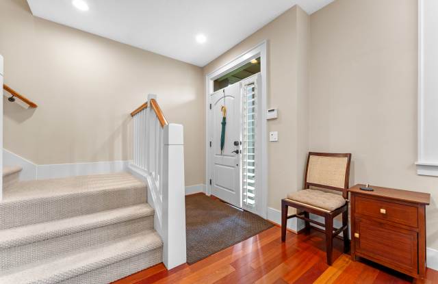 10599 Southwest Windwood Way Gallery 4