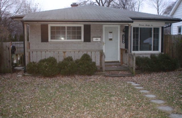 1322 E 12 Mile Rd - 1322 East Twelve Mile Road, Royal Oak, MI 48067