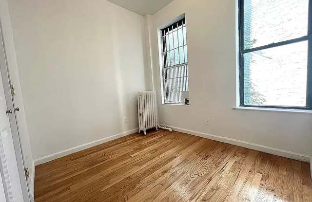 148 8th Ave Apt 12D Gallery 2