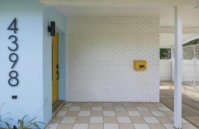 4398 NEPTUNE DRIVE SE photos photos