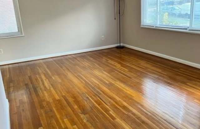 6509 DORSET DRIVE Gallery 3