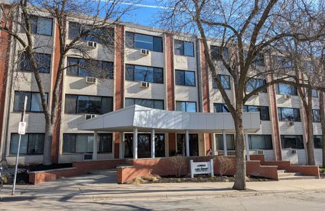 Beautuful 1 bed condo close to linden hills shopping, paths and the lakes! photos photos