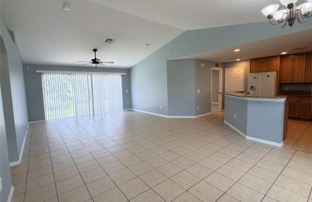 2910 56th Street W Gallery 2