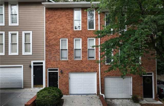 653 Park Village Drive NE Gallery 1