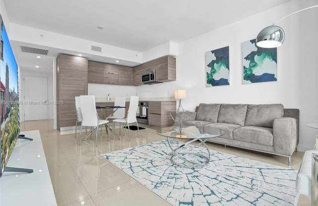 1300 S Miami Ave photos photos