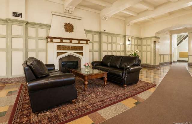 167-10 Crocheron Avenue Gallery 2
