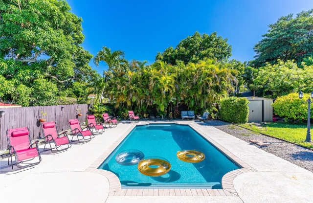 2960 SW 17th St - 2960 Southwest 17th Street, Miami, FL 33145 2960 SW 17th St - 2960 Southwest 17th Street, Miami, FL 33145