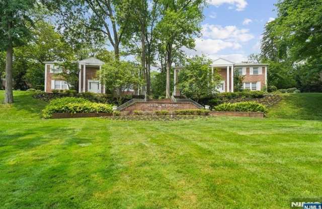 12 Mountain Avenue 25 - 12 South Mountain Avenue, Montclair, NJ 07042