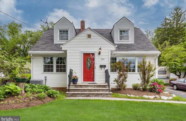 394 FRANKLIN Avenue photos photos