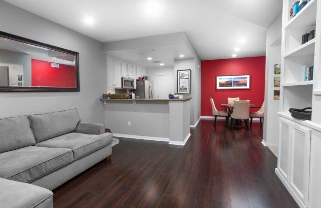 Spacious 1 Bedroom, 1 Bathroom Condo Available NOW in Quail Hill! Gallery 1