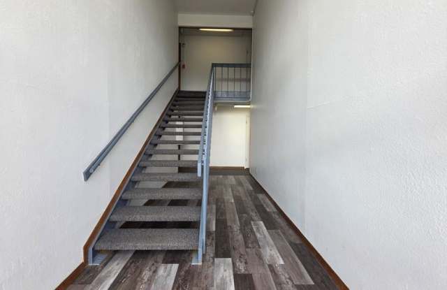 *AVAILABLE NOW*  3 Bedroom for Great Price In Gunbarrel *$1000 Deposit* Gallery 3