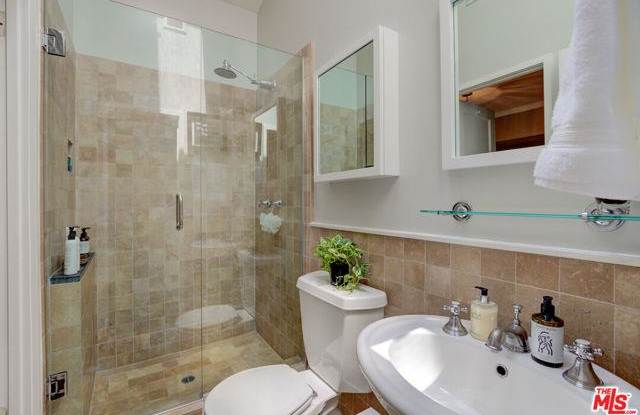 1554 North Stanley Avenue photos photos