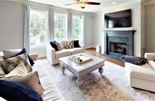 1468 Addison Place Gallery 3