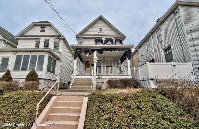 1521 Pine Street - 1521 Pine Street, Scranton, PA 18510