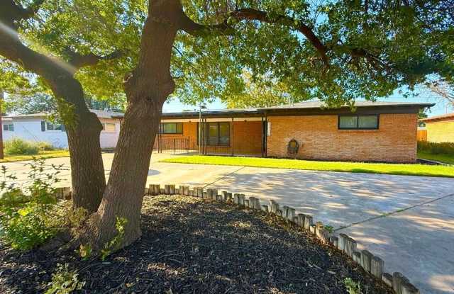 3312 W Kansas Ave photos photos