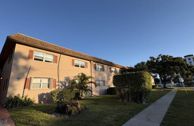 650 SW 2 Nd Avenue unit: 246 photos photos