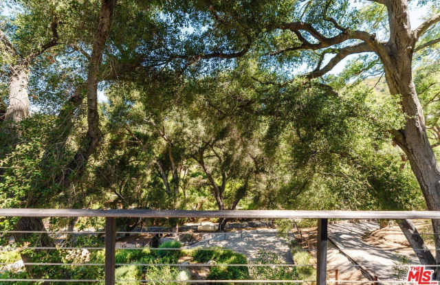 1149 Old Topanga Canyon Rd Gallery 3