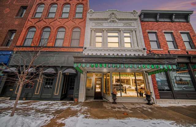 125 East Maumee Street - 1 photos photos