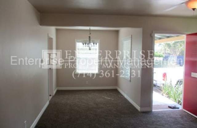 134 East Everett Place Gallery 3