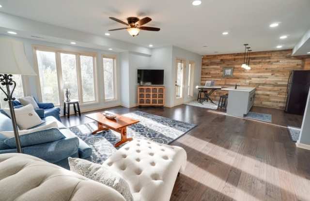 4338 North Jarboe Court Gallery 2