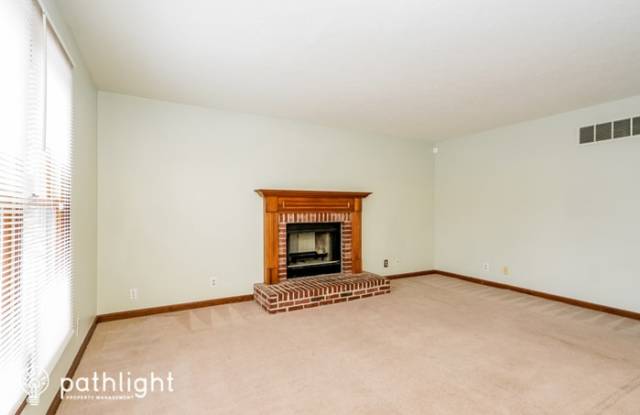 7168 Camwell Drive Gallery 2