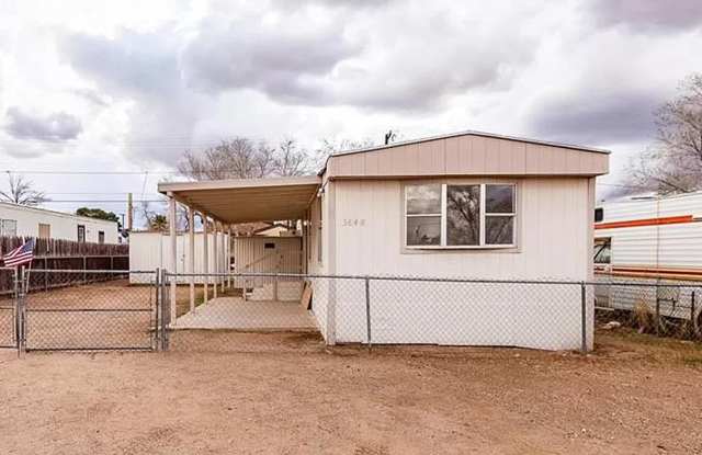 2 Bedroom 1 Bathroom Mobile Home photos photos