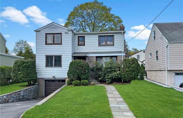 136 Frank Avenue photos photos