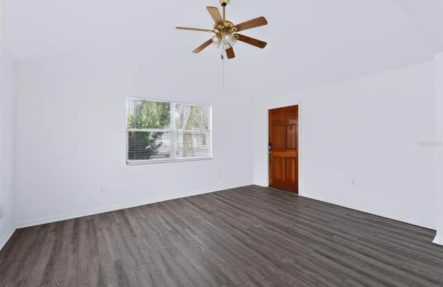 7606 ALVINA Street Gallery 4