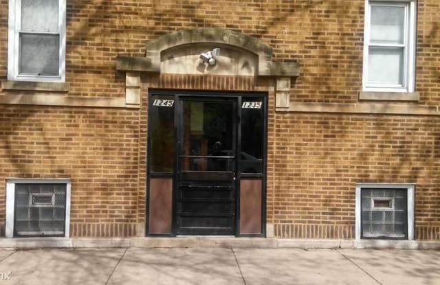 1235 N Kildare Ave Unit 3 - 1235 North Kildare Avenue, Chicago, IL 60651