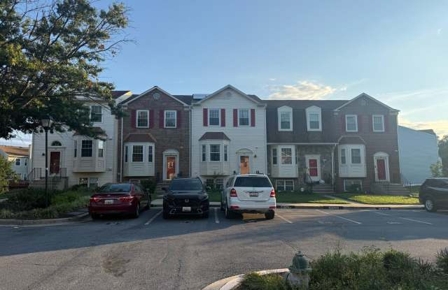 18 HUNTERS GATE Court Gallery 2