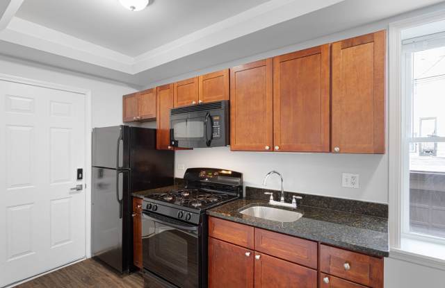 7728 N Ashland Ave photos photos