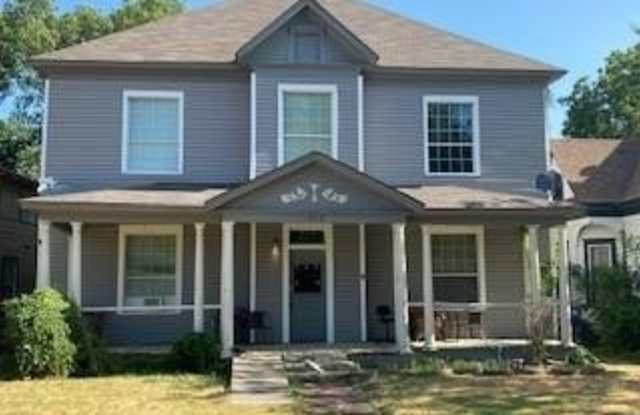 617 W Gandy Street W photos photos