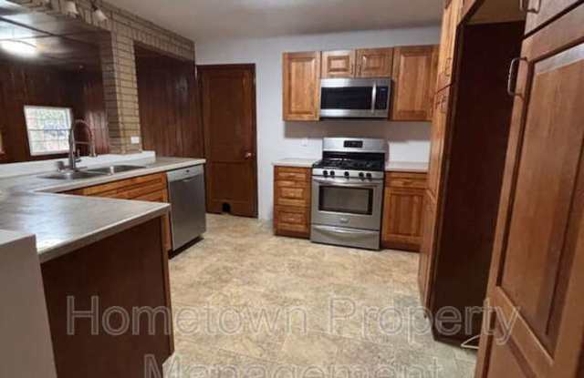 132 Locust Grove Rd - 132 Locust Grove Road, York County, PA 17402