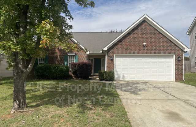 11709 Black Maple Ave Gallery 2