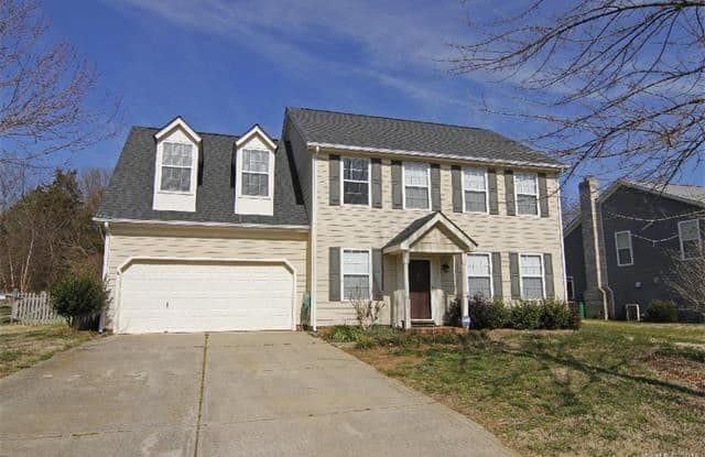 14200 Harlequin Dr - 14200 Harlequin Drive, Charlotte, NC 28273