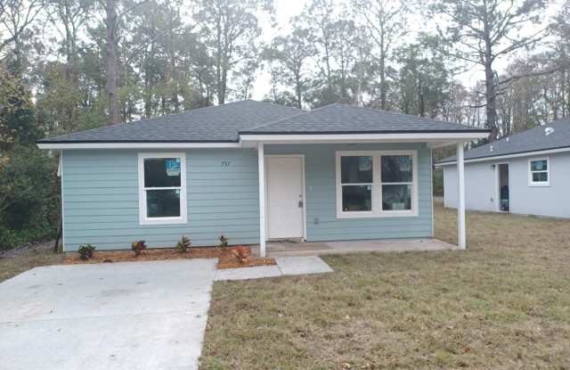 2022 3 BR 2 BA Home Coming Soon April 1st! photos photos