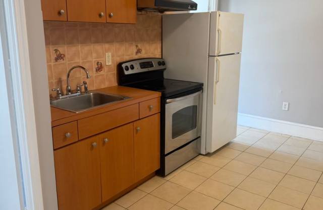 Recently Renovated 1 Bedroom/ 1 Bathroom Apartment -- Ready For Move-In! photos photos