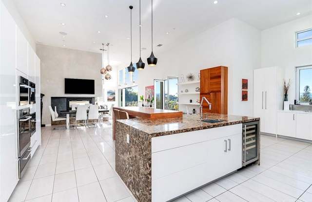 3768 Berry Drive Gallery 3