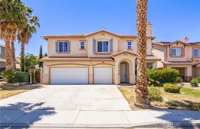 39221 Chantilly Lane - 39221 Chantilly Lane, Palmdale, CA 93551
