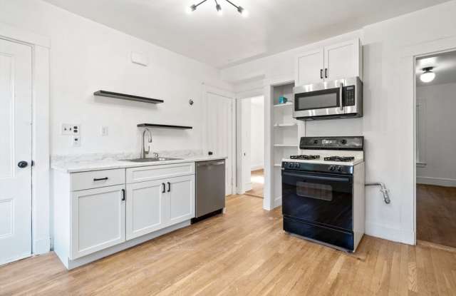 166 Elliot St unit: 2 photos photos