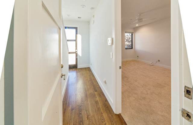 Beautiful Brookside SMART HOME now available! - 1314 East 35th Place, Tulsa, OK 74105