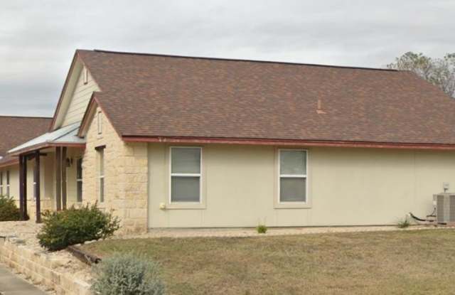486 Bridle Path Gallery 2