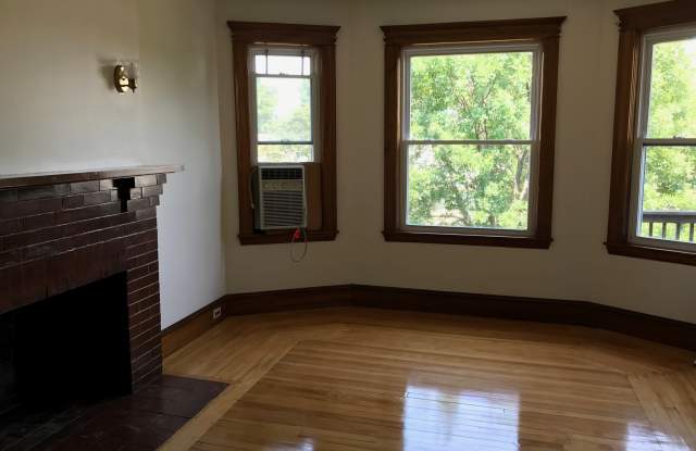 510 Belmont St photos photos