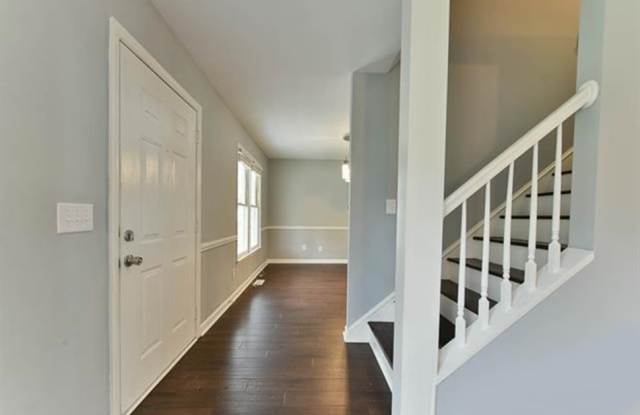 4112 Lazyriver Lane Gallery 3
