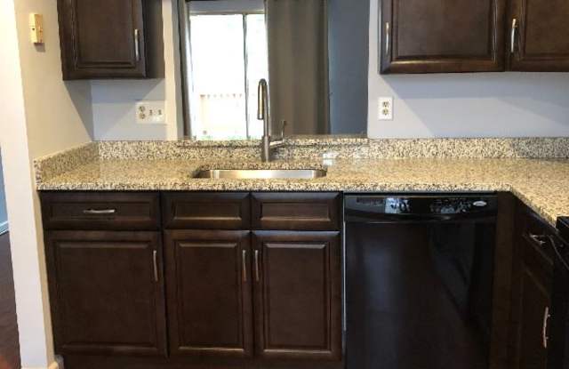 3065 Antrim Circle Gallery 4