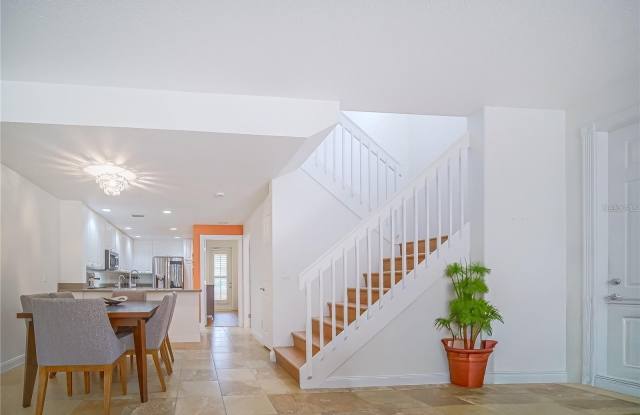 8523 LEATHERLEAF Lane Gallery 3